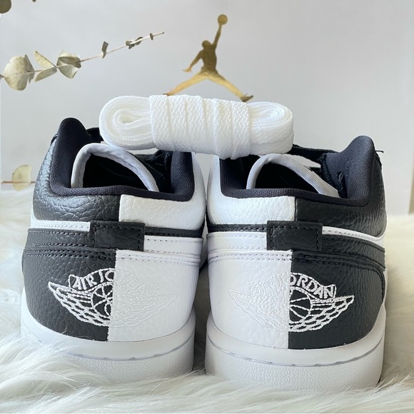 Jordan 1 Low SE Homage Split White Black PRICE FIRM - Picture 8 of 13